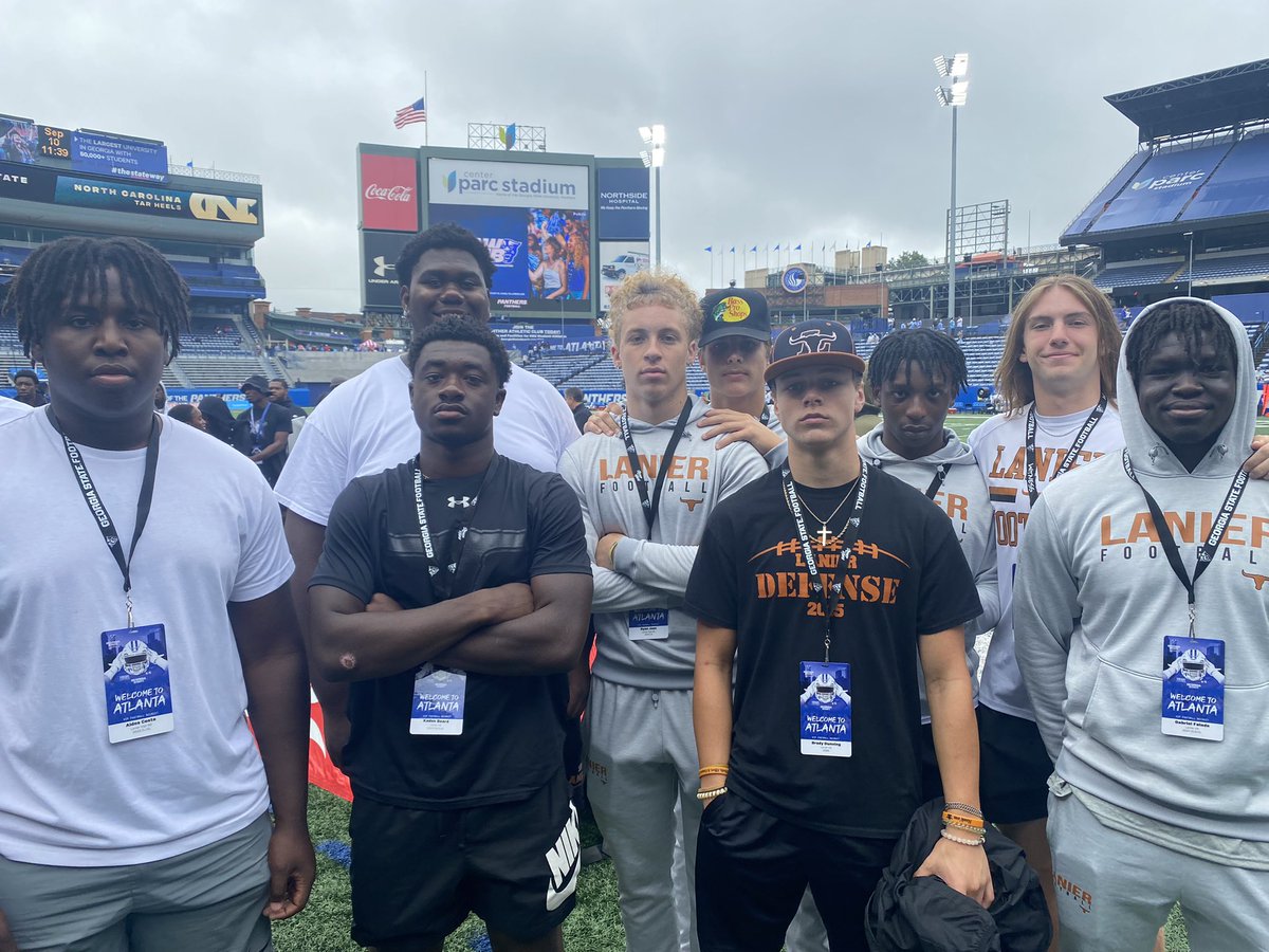 LanierRecruits's tweet photo. Some of the crew at @GeorgiaStateFB to take in the environment and watch a close game! These kids can play, get on them! @AldesCosta @Damarcus_ashh @sykadenn @Ryan__jean @TayoAshadele @Gabe_Falade @_PrestonRatliff @CoachDMHendrix @CoachTMaloof @coachmartin10 @mdunning3356 https://t.co/GM6ivpTfdE