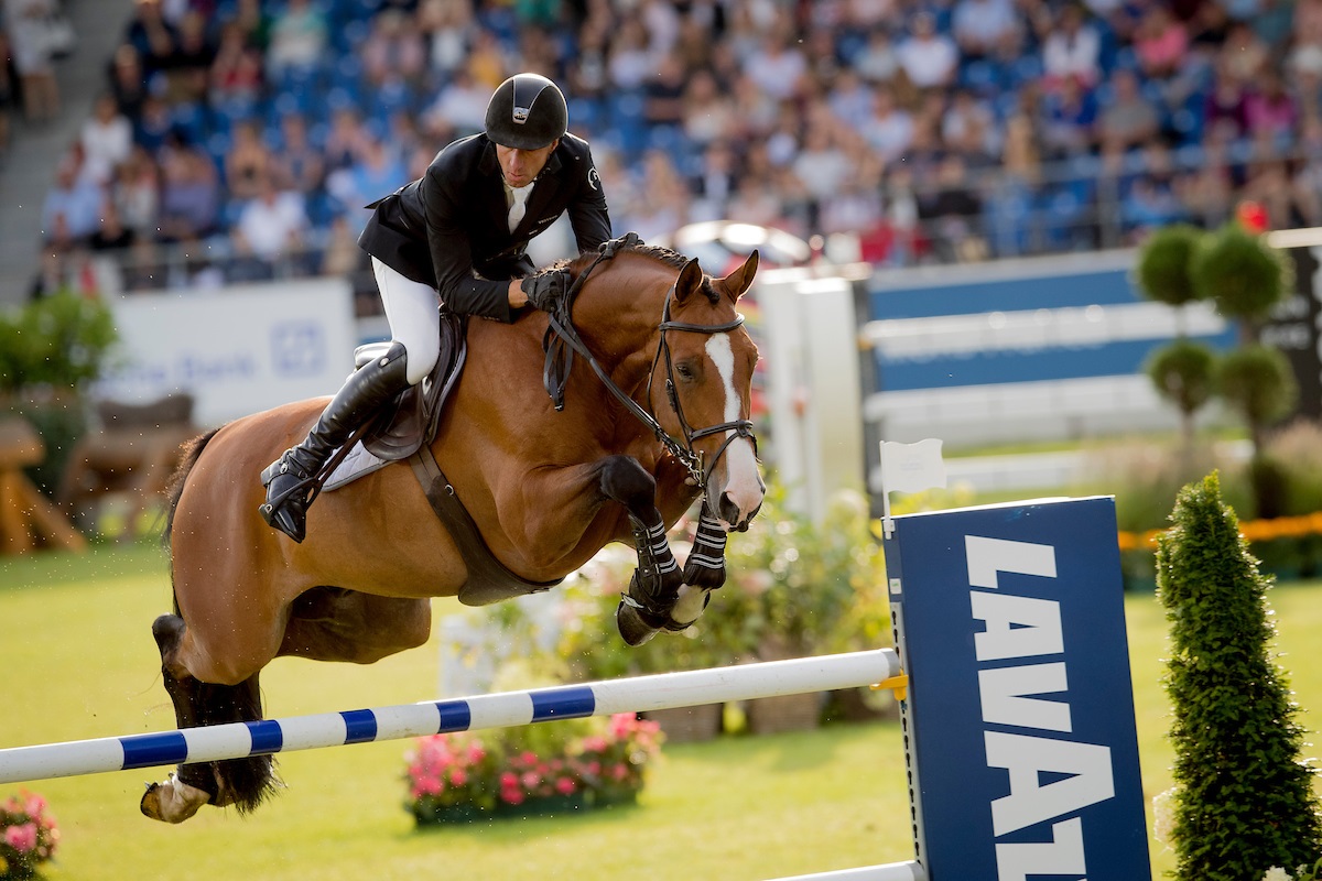 Springruiters TeamNL derde in landenwedstrijd Calgary - bit.ly/3DedouE