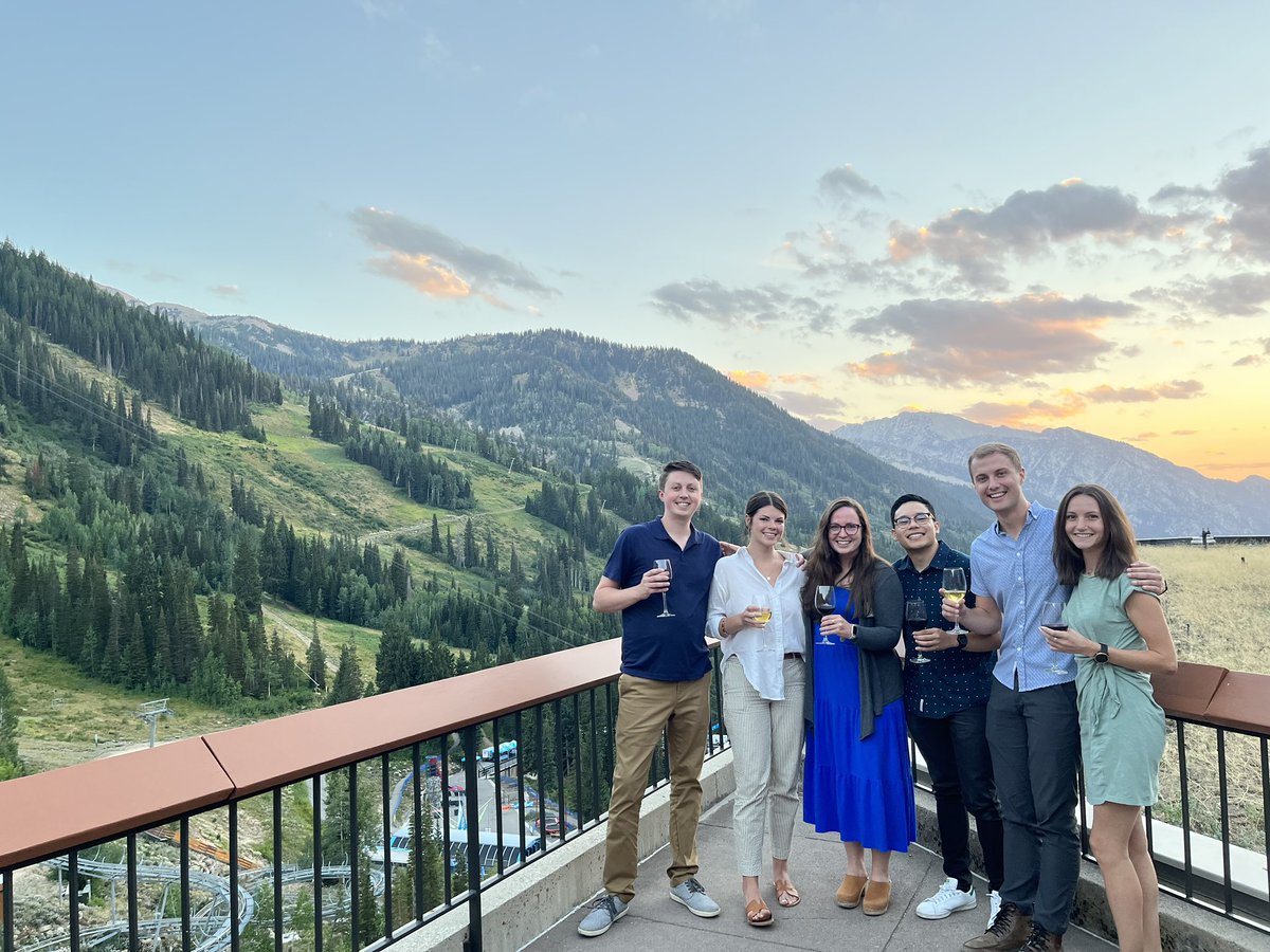 Had the honor to host some magnificent alumni at the Oncological Sciences Department retreat <a href="/Snowbird/">Snowbird</a> with my amazing student advisory committee colleagues! Such great insight into diverse scientific careers. Huge thanks to everyone who made this retreat a success 🎉