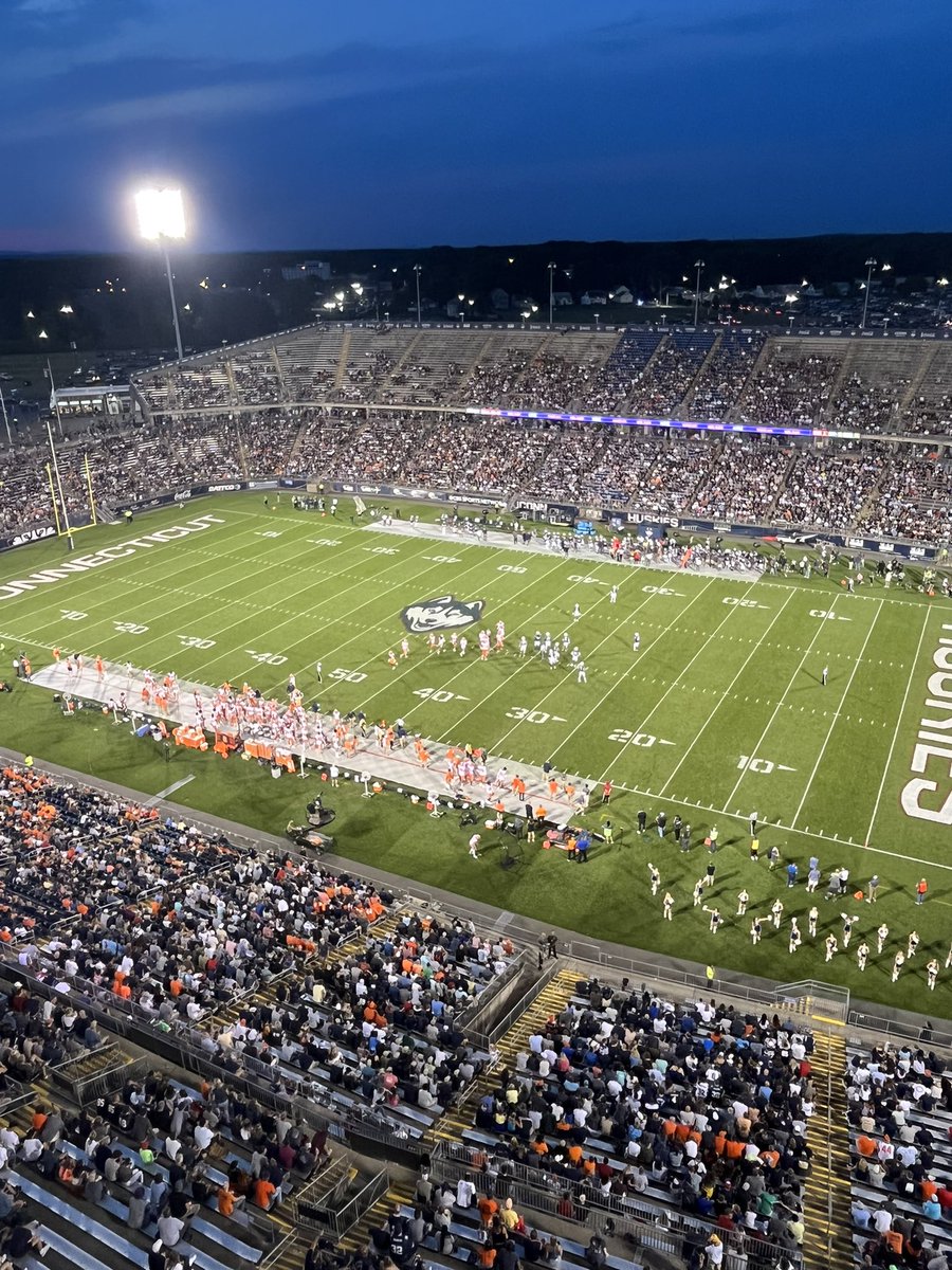 Saturday night lights just hits different #HuskyRevolution