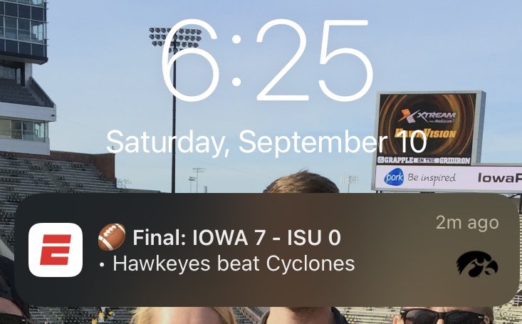 KMetz40's tweet photo. This is the push notification that ESPN sent me so that’s what I’m rolling with https://t.co/T34pWXX0A9