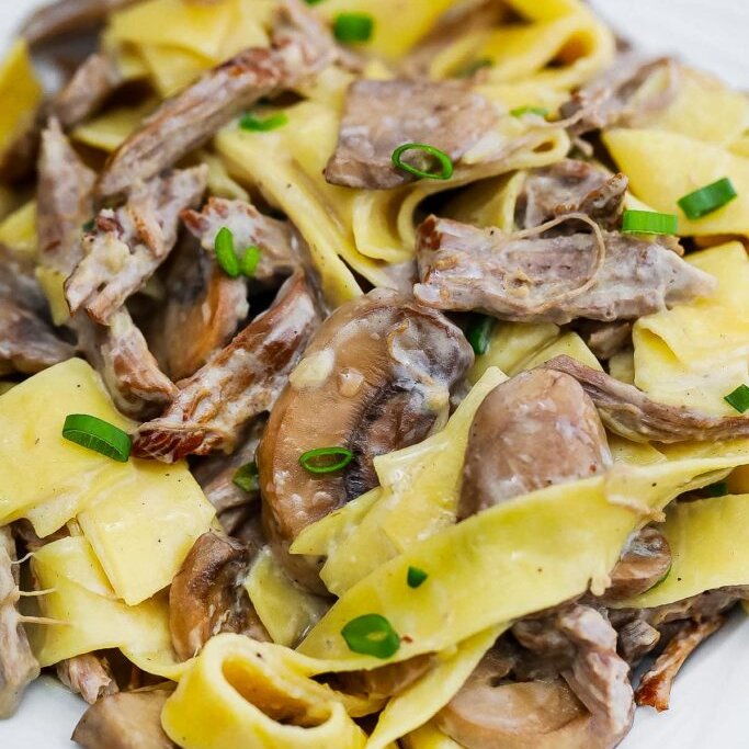 BestIPRecipes's tweet photo. Need some #SundayDinner Inspiration? Try these #InstantPot #recipes that are super #easy but taste like you spent hours in the kitchen!
.
📷 Beef Stroganoff with Blue Cheese &amp; Chives https://t.co/vtaT1clpXD
📷 Instant Pot Pork Chops with Dijon Butter Sauce https://t.co/7kdKscFgoa https://t.co/InBzSjvWrZ