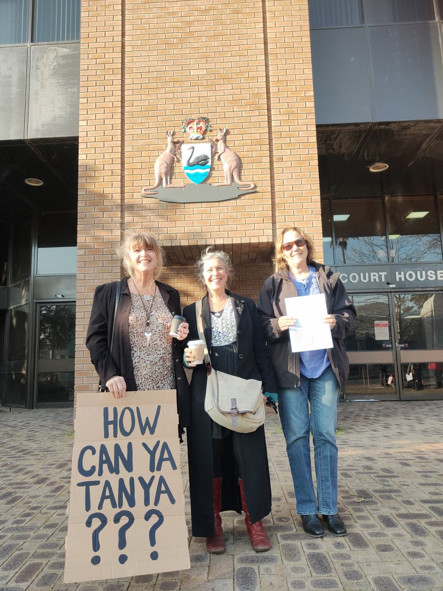 MissT2020's tweet photo. @tanya_plibersek stop approving environmental vandalism for a ring road.  Stand-up and represent your portfolio. You are Minister FOR Environment, but behave as Minister AGAINST Environment! #savegelorupcorridor #buildabetterborr #austpol https://t.co/buaBaVJmaW