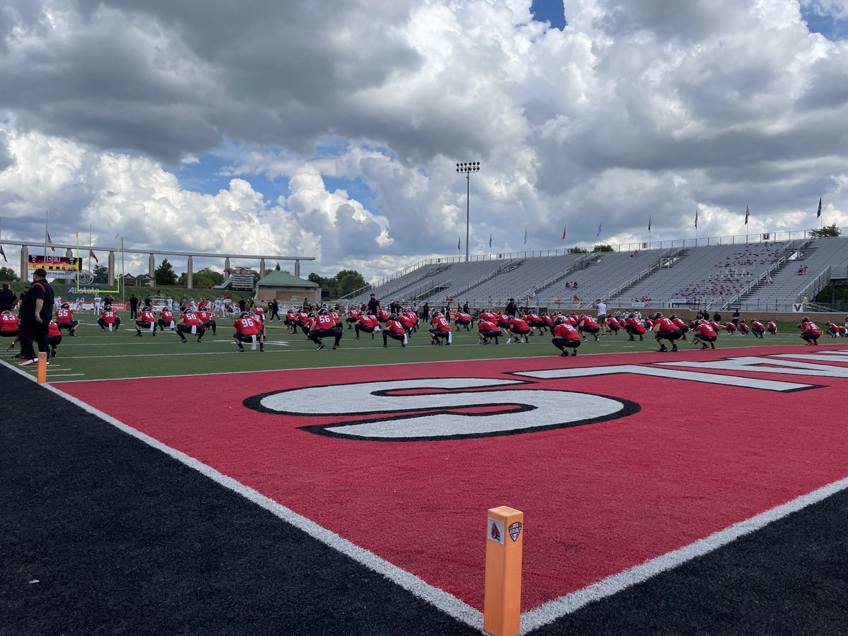 TylerBohn5's tweet photo. Had a great time at Ball State today! Huge thank you to @CoachAI for inviting me! Hope to be back soon. @CoryConnolly @BSUCoachNeu @CoachTomBolden @LakotaWestFB https://t.co/UsDsLncQlq