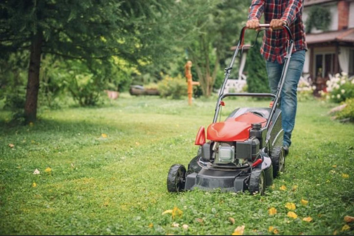 FarmCampisi's tweet image. Slipping on wet grass is dangerous! Stay safe by wearing non-slick shoes or boots while mowing your lawn. You should also wear long pants and hearing and eye protection. #AgentTip