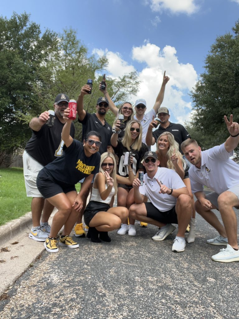 So excited to be in Texas cheering on App❤️💛🖤