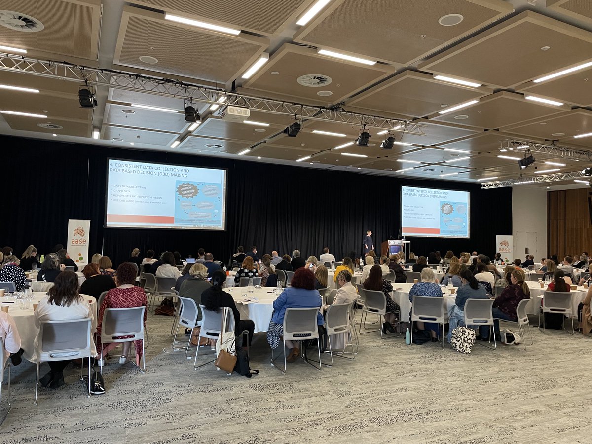 sarahpowellphd's tweet photo. Look at this packed room for ⁦@BreeAnnJimenez⁩ to kick-off the ⁦@AustralianAase⁩ conference in #Sydney. Here, Bree talks about the importance of data-bases decision making! https://t.co/qBQZq3raB6