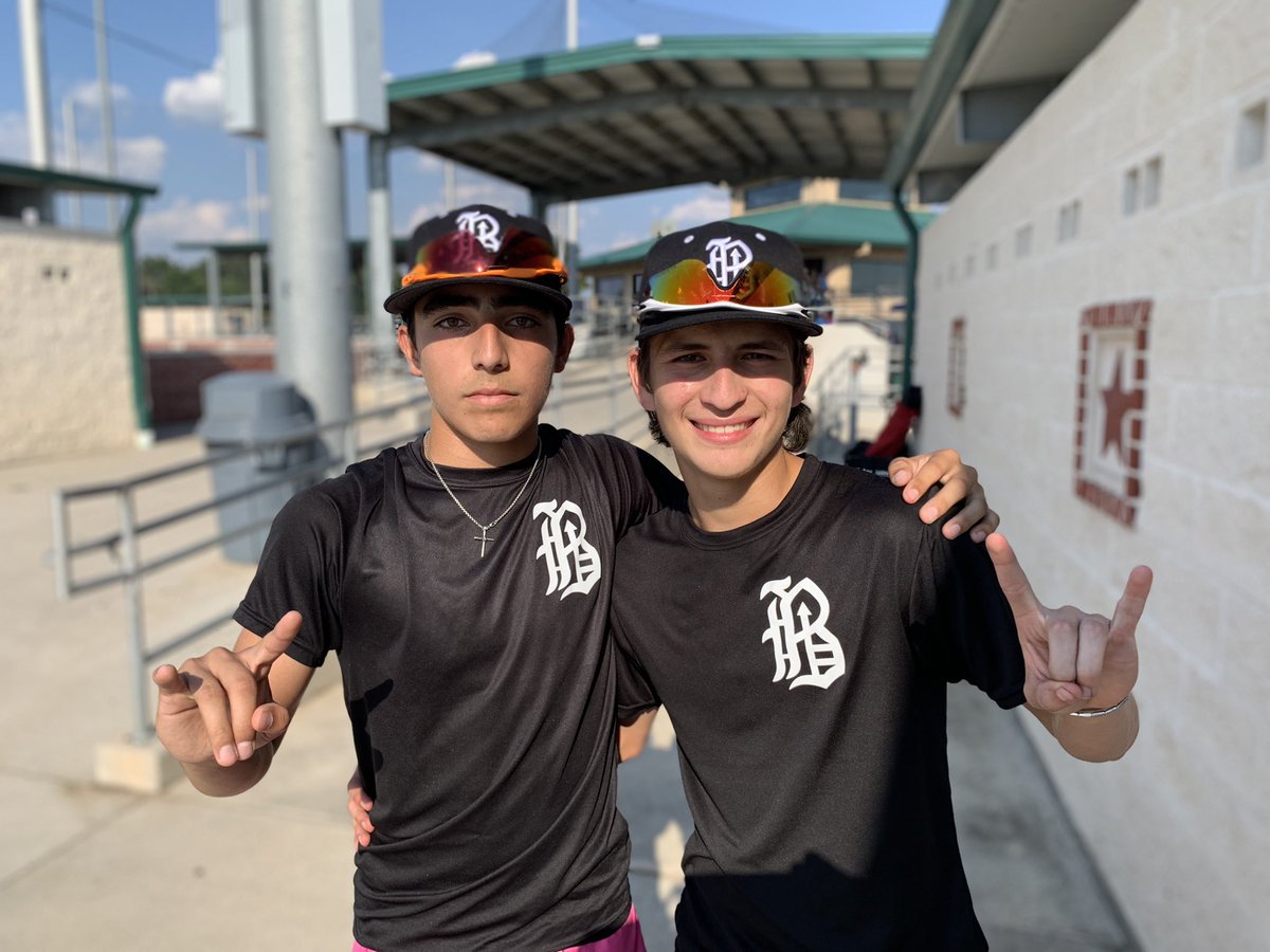 STX Banditos Black! United High School ball players getting it done! <a href="/AJSanchez_05/">Antonio J. Sanchez</a> ‘24 and <a href="/JerryMedina0624/">Gerardo Jerry Medina III</a> ‘24 <a href="/Texas_PG/">Perfect Game Texas</a>