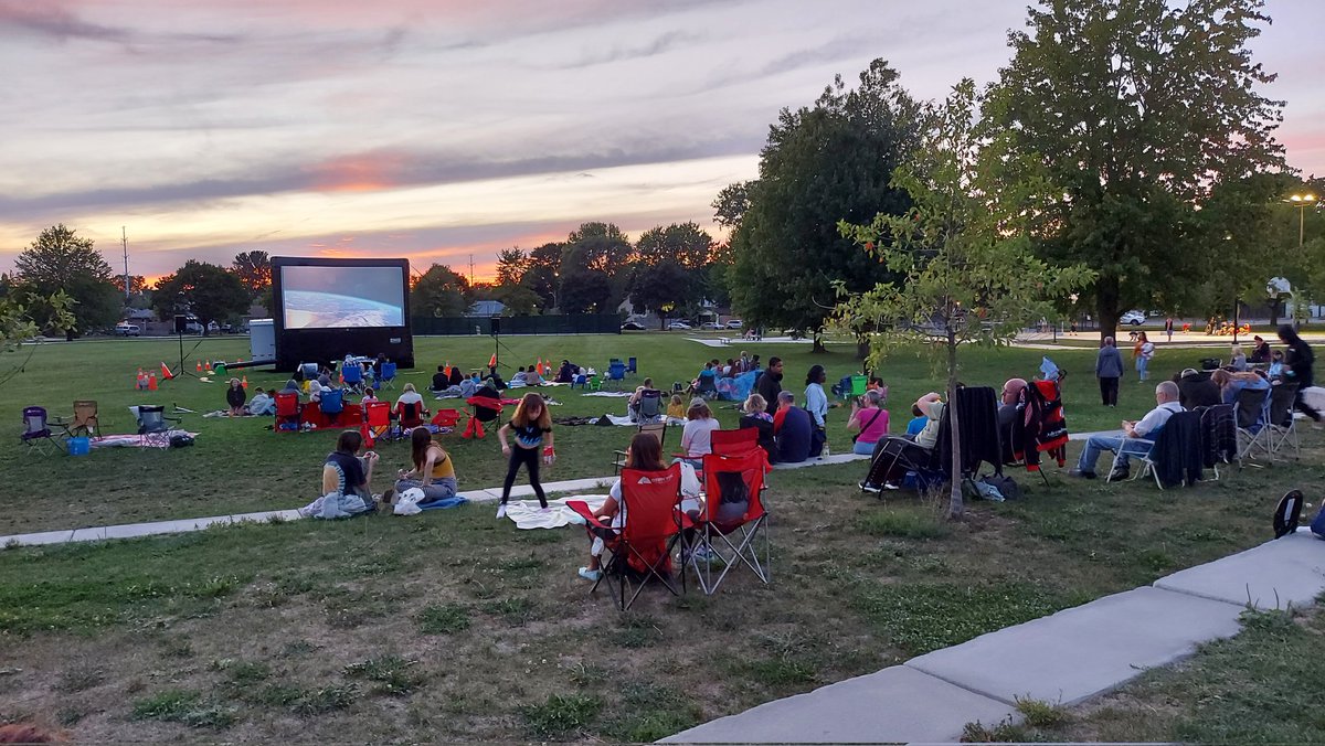 ParaNorman movie just getting started here at East Lions Park in the heart of Argyle. Beautiful evening for Movie in the Park!
#FamilyFun #MovieNight #CityofLondon #LdnOnt #ArgyleBIA #ArgyleCommunityAssociation #ParaNormam #MovieInThePark