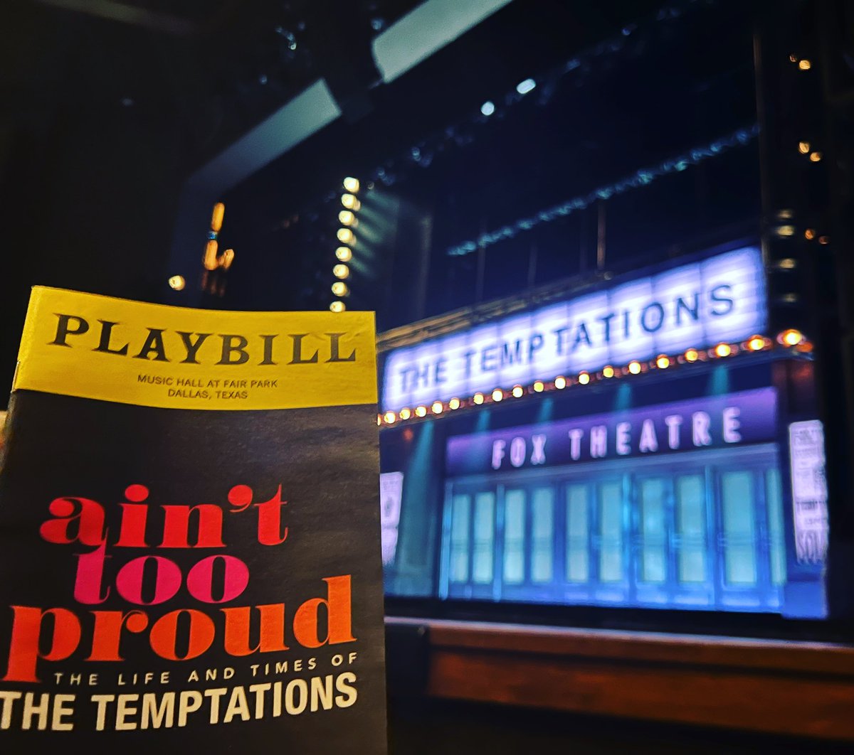 Saturday #datenight watching @ainttooproudmusical <a href="/broadwaydallas/">c</a> with <a href="/claymorganpa/">Clay Morgan</a> 🎶🕺🏻🎙
