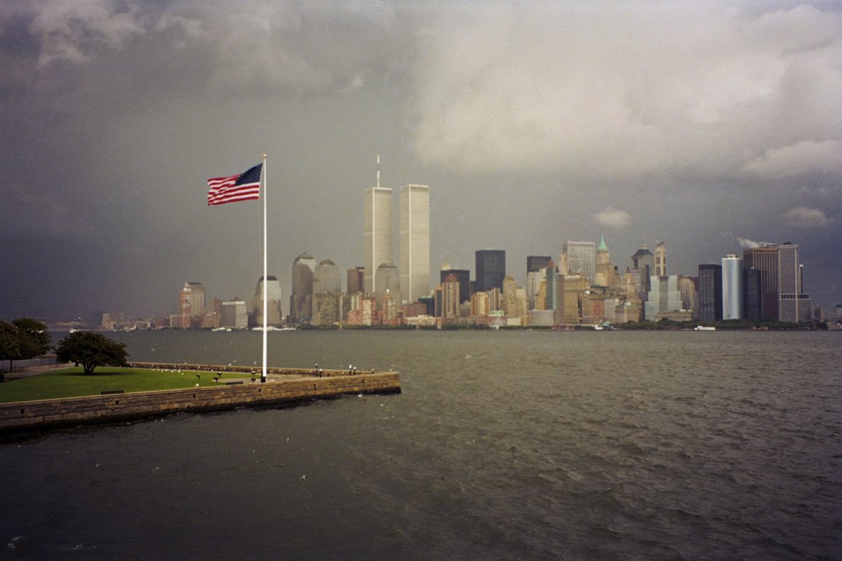 WesleyHuntTX's tweet photo. This picture taken on the afternoon of September 10, 2001, represents one of the final images of the World Trade Center.  Just hours after this image was captured our world changed forever.  9/11 was a day of unspeakable tragedy and spectacular heroism. https://t.co/tX1IkzbRXa