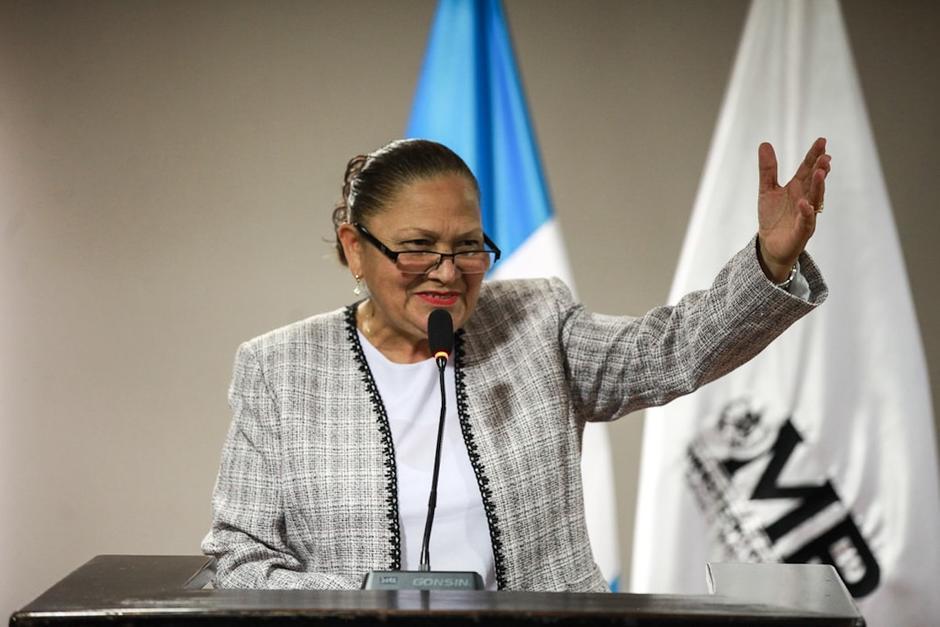 soy_502's tweet photo. 🖐🏽 QUEDA FUERA ⎮ MP ratifica la destitución del fiscal que presentó tachas contra Consuelo Porras

El fiscal indica que fue la misma Porras quien tomó la decisión final.

Esto pasó: https://t.co/zY9Eu5eHLA https://t.co/HLWWVshs5H