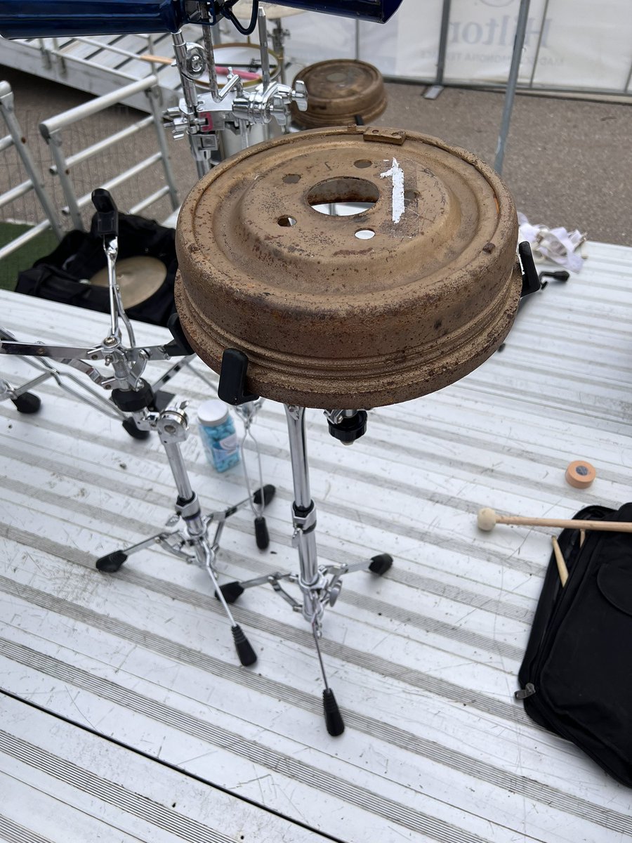 zlaka_84's tweet photo. Time to get EXTRA loud tonight for @ForwardMSNFC in the @fwdflock Drum section making some extra loud noise with some added 1961 car break pads from @NorthwoodsDan !! #UpTheGos #LetsGetLoud #BreakPads #FlockEnd https://t.co/J45ZH4nwjr