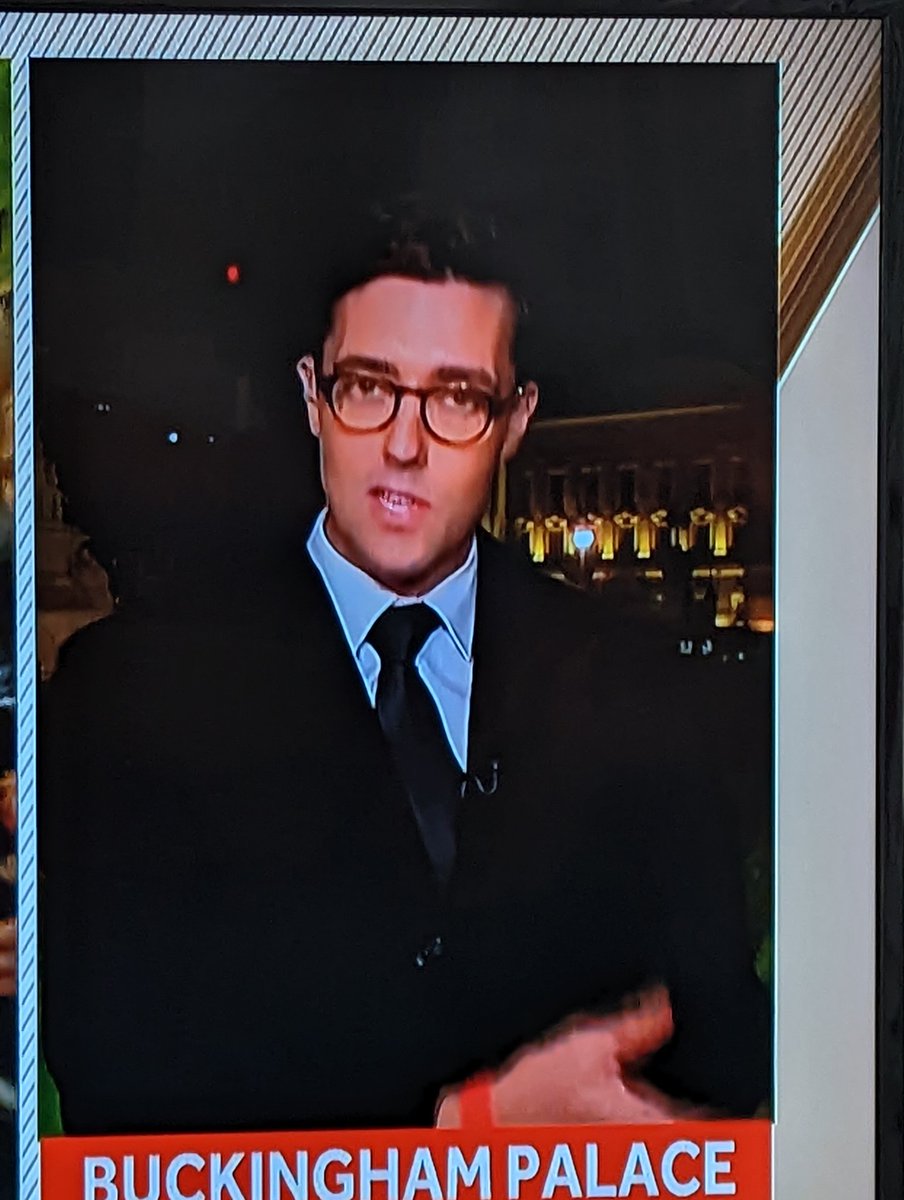 KMorphett's tweet photo. @mrtonymartin 
I didn't know that you had another job Tony. Ch7 royal reporter! https://t.co/Q7RzXLFrnd