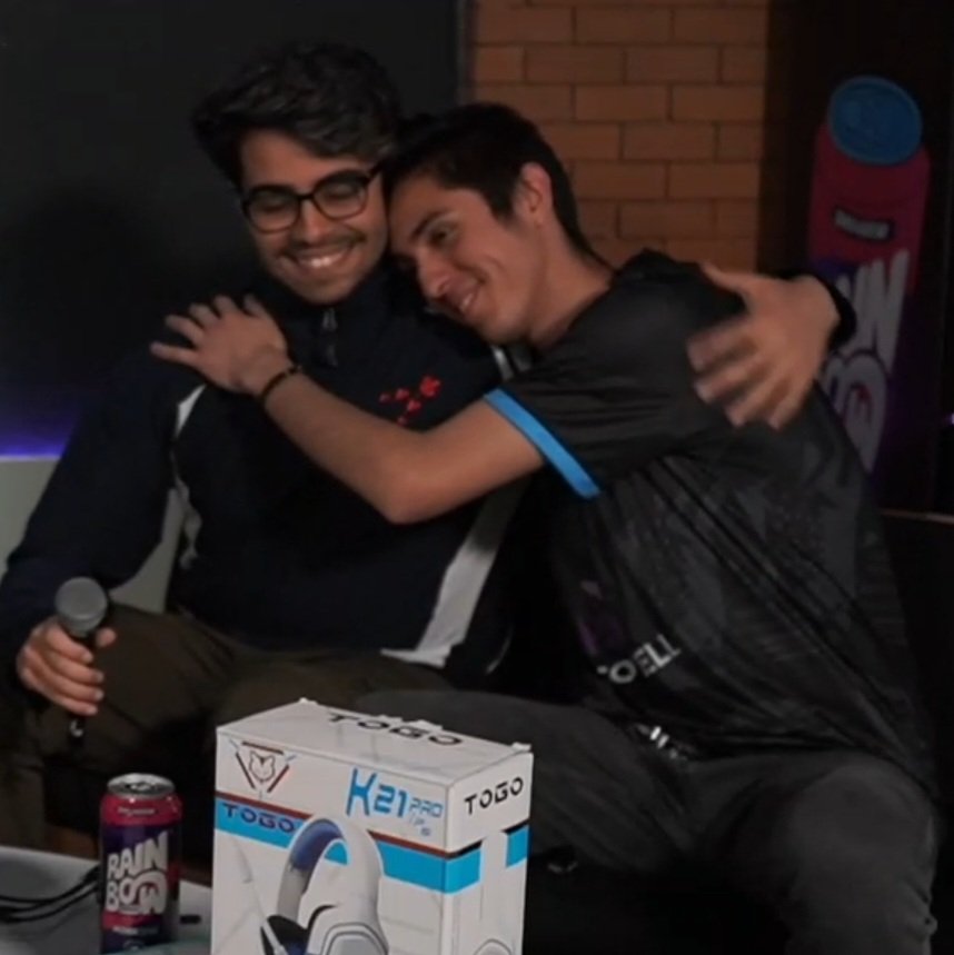 Si nos queremos mucho cierto <a href="/deathxplotion/">Bryan 🇨🇱</a> ?? 😳😳