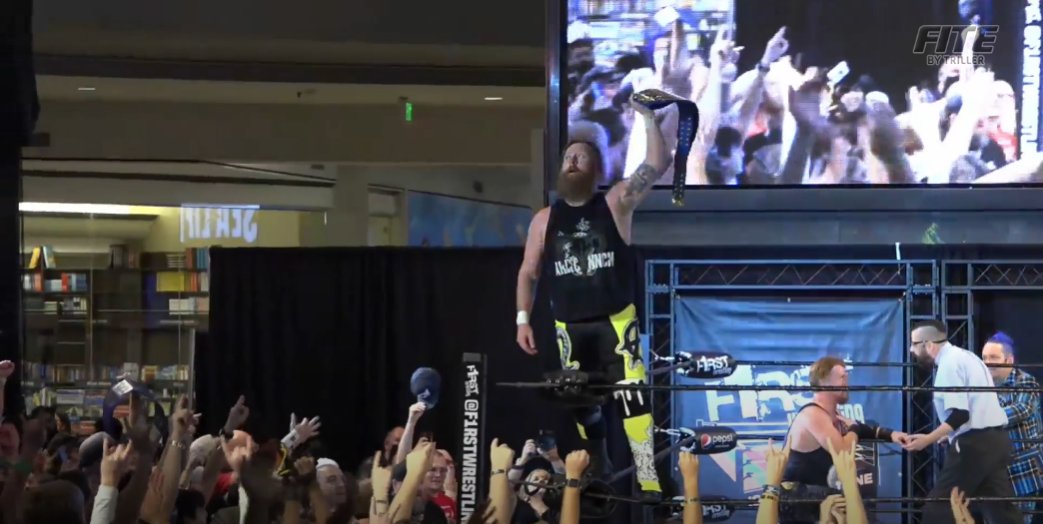 KliquidTV's tweet photo. Iconic.
#SaturdayNightNitro #MOA30 https://t.co/BvsoeeoqNv