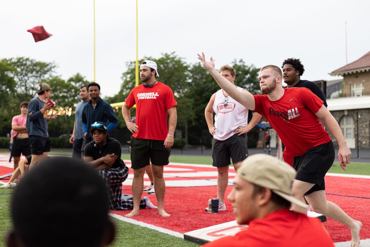 BigRed_Football's tweet photo. Big Red Cornhole Tournament‼️

#YellCornell 🐻🌿 https://t.co/DgIS1GkI5G