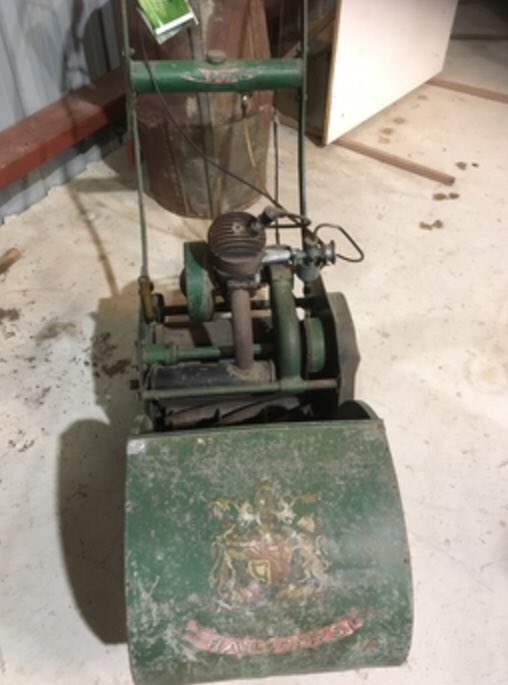 RuthShean1's tweet photo. @WestWXWatchers I have consumed significantly more Twining’s tea than Moet. I wonder if the tea will taste differently now? More importantly, my Ransomes’ lawnmower proudly displays the warrant on the catcher. Must my grass clippings now go uncaught? https://t.co/e0AT9ySQsP