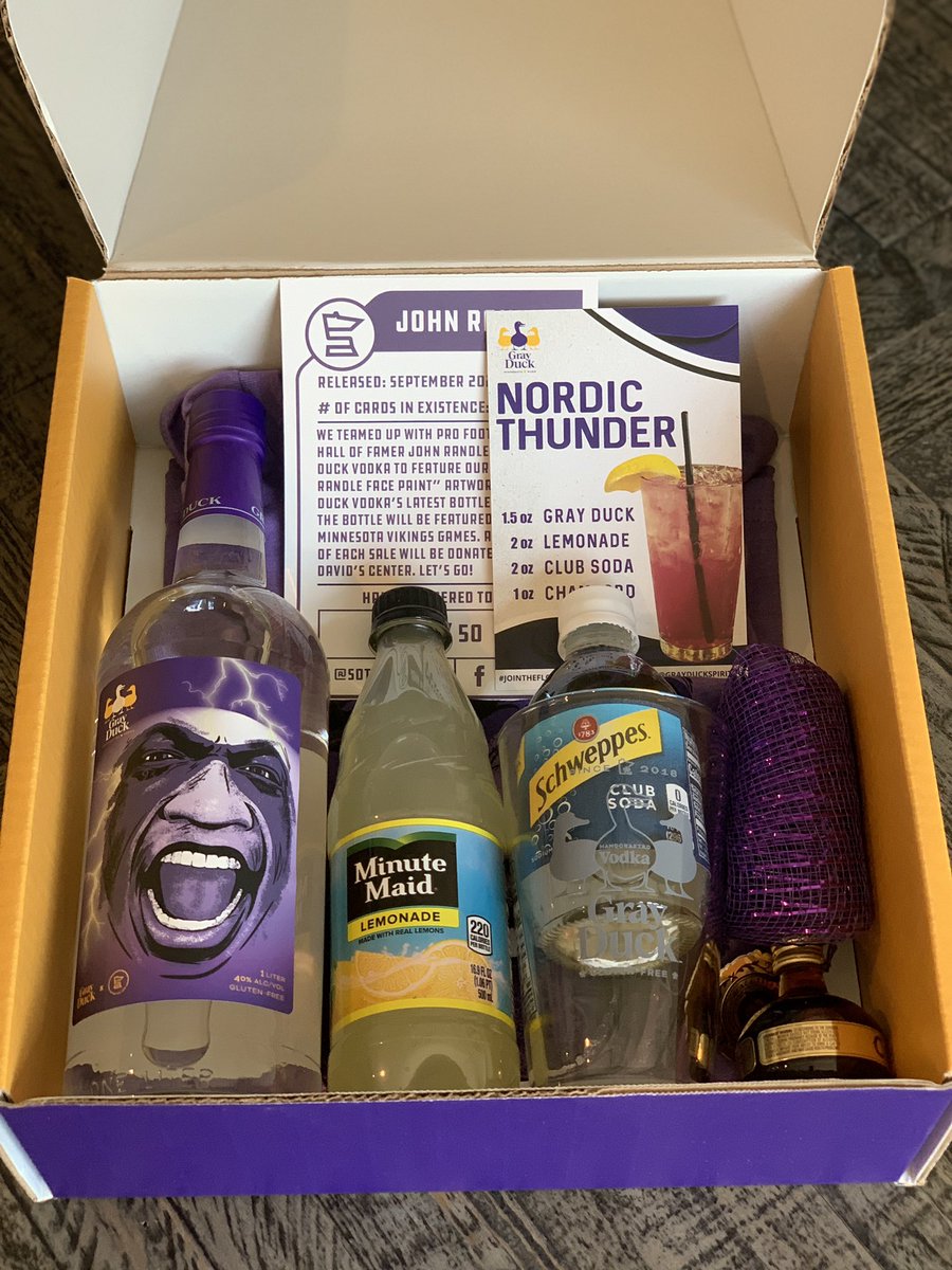 MarneyGellner's tweet photo. It’s a perfect #SeptemberSaturday for a Nordic Thunder! Awesome drink from @grayduckspirits with proceeds from the @johnnyrandle93 bottle going to @StDavidsCenter 💜💛 https://t.co/yz9jtXMpcs