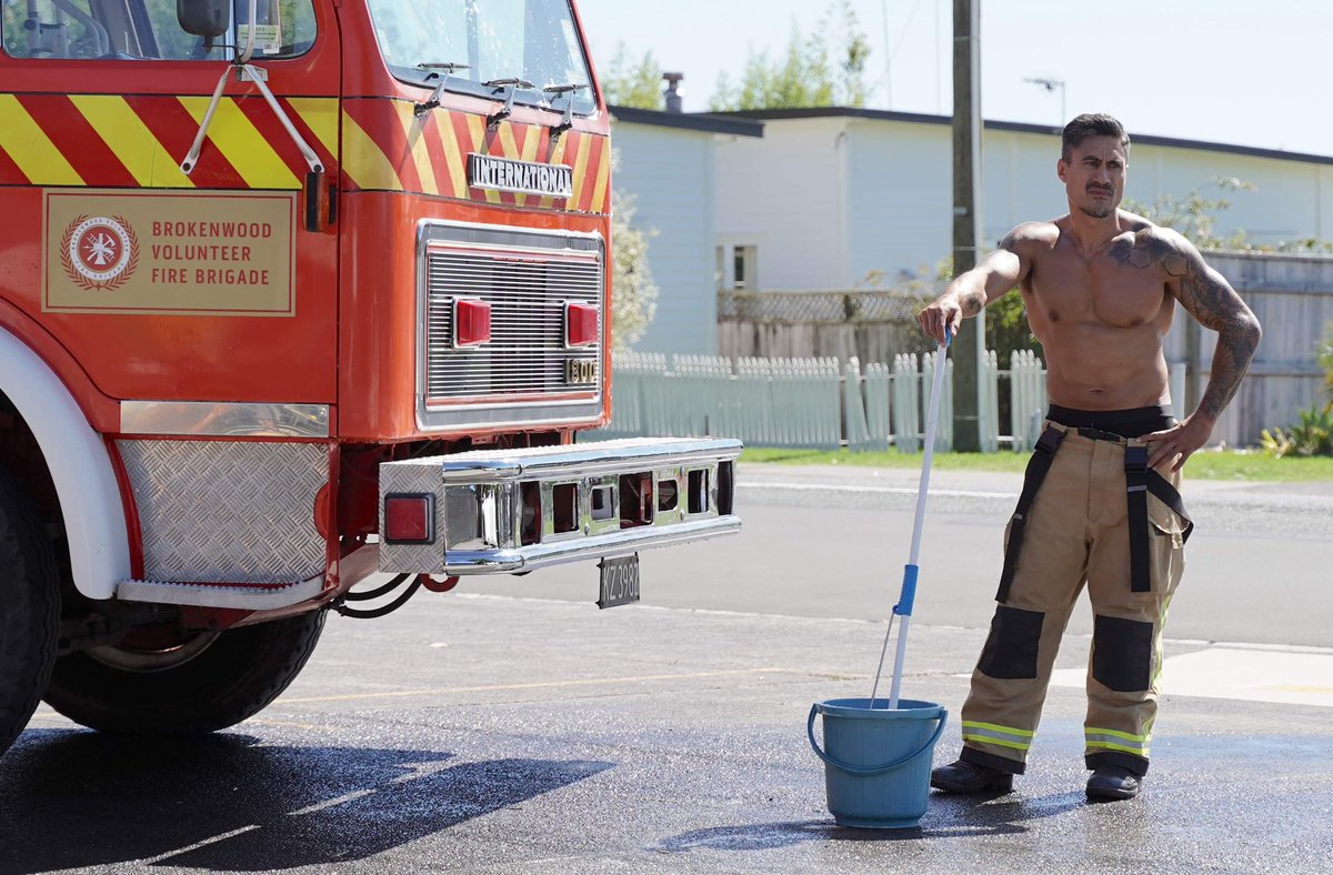 Turn up the heat! 🔥 

Tonight in the season finale of #TheBrokenwoodMysteries the volunteer firefighter brigade comes under fire when there’s a suspicious murder. 

Tune in 8.30pm on <a href="/TVNZ/">TVNZ+</a> 1. 🚒