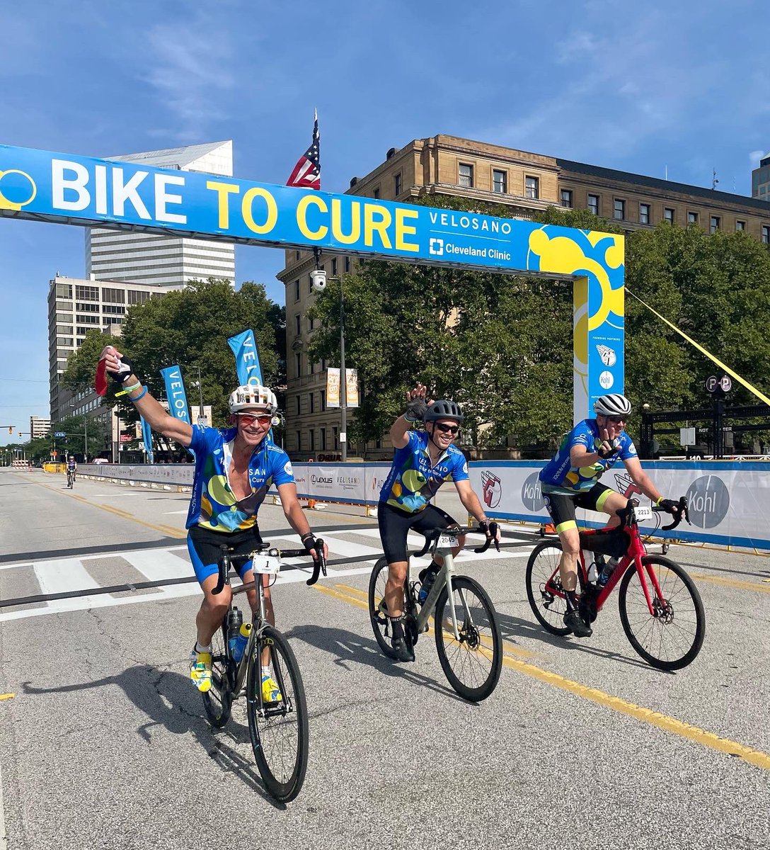 bikeVeloSano's tweet photo. Another Bike to Cure in the books! Today wouldn’t be complete without saying a huge THANK YOU to everyone who participated in #BiketoCure 2022. To every dollar raised, every mile ridden, to every minute in the lab, we thank you for joining us in the fight against cancer. 💛 https://t.co/fswMsbE1Tx