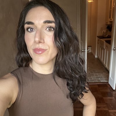 AmandaBaudier's tweet photo. #NewProfilePic https://t.co/VBD9yM1MAo