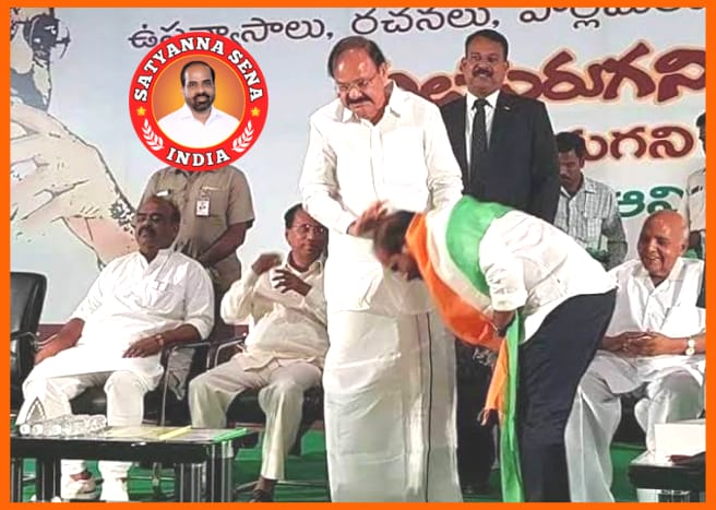 PalamuriSekhar's tweet photo. Advance Happy Birthday to our Beloved Leader @satyakumar_y Anna πππ
#AdvanceHBDSatyaAnna
#5days2go
#Week2Go
#FestiveWeekOfYSK https://t.co/LhZUOYjgyS