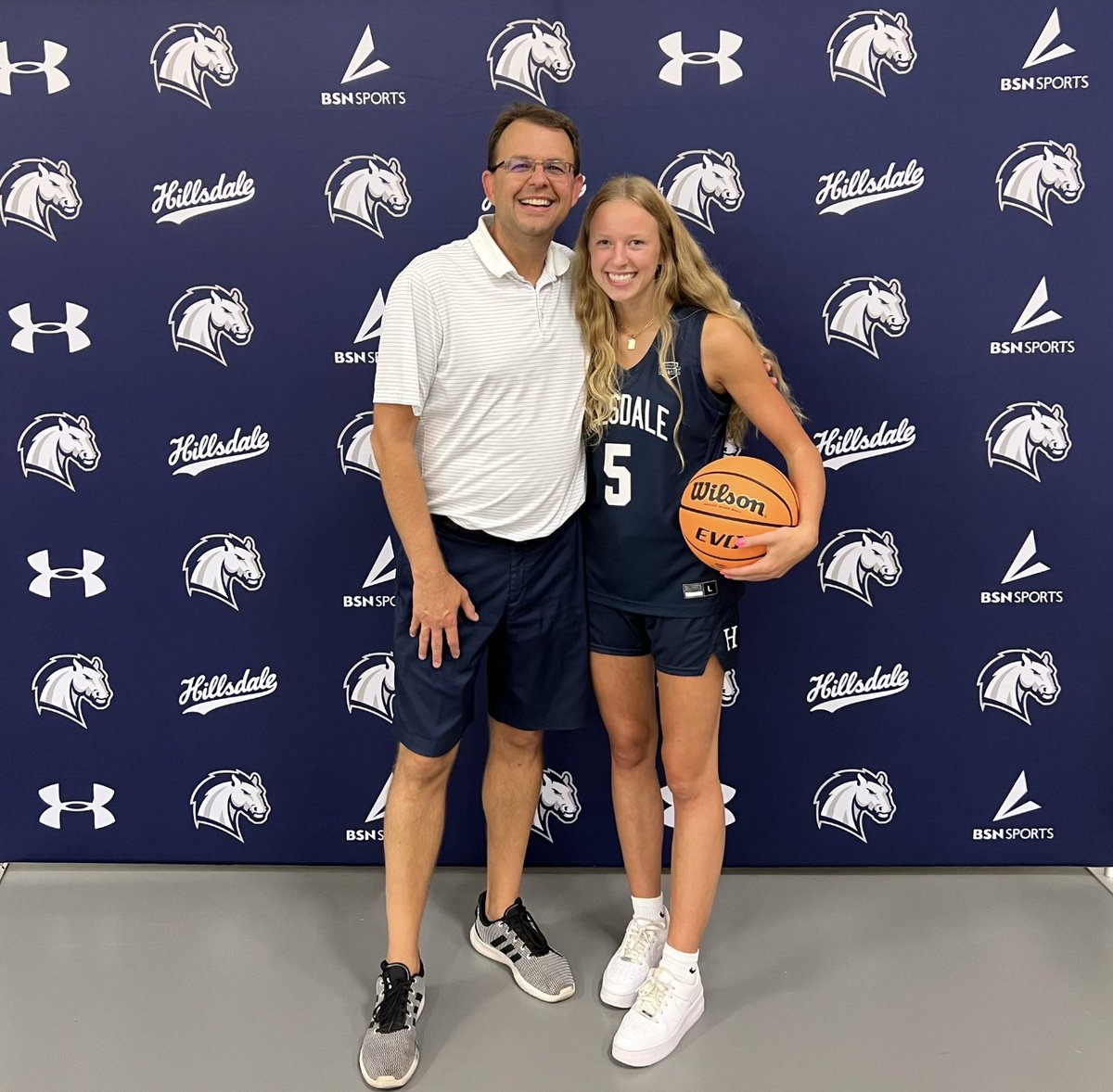 Sarah Aleknavicius (@saleknavicius5) on Twitter photo Had a great day at Hillsdale College, and am very excited to say I have received a scholarship offer to play for <a href="/CKamp15/">Charlie Averkamp</a>!! <a href="/ChargersWBB/">Hillsdale Women's Basketball</a> <a href="/briebrennan22/">Brianna Brennan</a> <a href="/brookebailey_12/">Brooke Bailey</a> Had a great day at Hillsdale College, and am very excited to say I have received a scholarship offer to play for <a href="/CKamp15/">Charlie Averkamp</a>!! <a href="/ChargersWBB/">Hillsdale Women's Basketball</a> <a href="/briebrennan22/">Brianna Brennan</a> <a href="/brookebailey_12/">Brooke Bailey</a>
