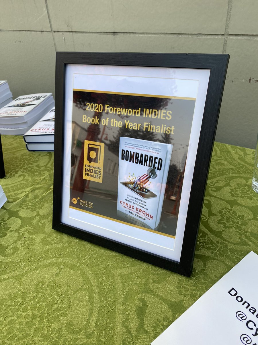 cyrusk's tweet photo. Selling copies of @BombardedB in @cityofissaquah tonight during #artwalk 
https://t.co/7GCZ2UYxjS 

@ForewordReviews

 #BookTwitter #BookBoost #BookWormSat #BookTour #BookLover https://t.co/lwaoNwFdUX