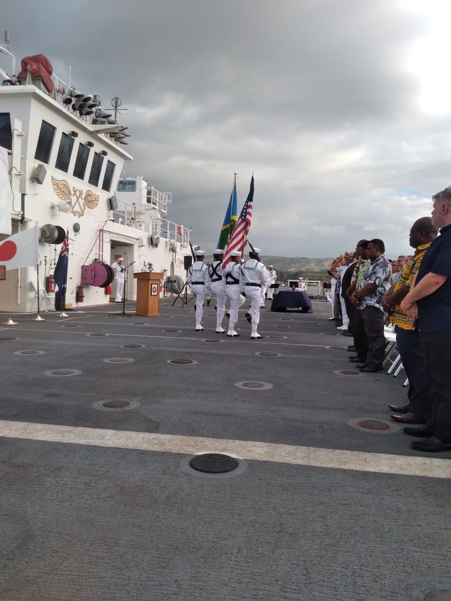 MPodokolo's tweet photo. US Naval Hospital Mercy and the Pacific Partnership 2022 team to 🇸🇧  successfully completed 2 weeks mission in 🇸🇧. https://t.co/XtEgFWj85J