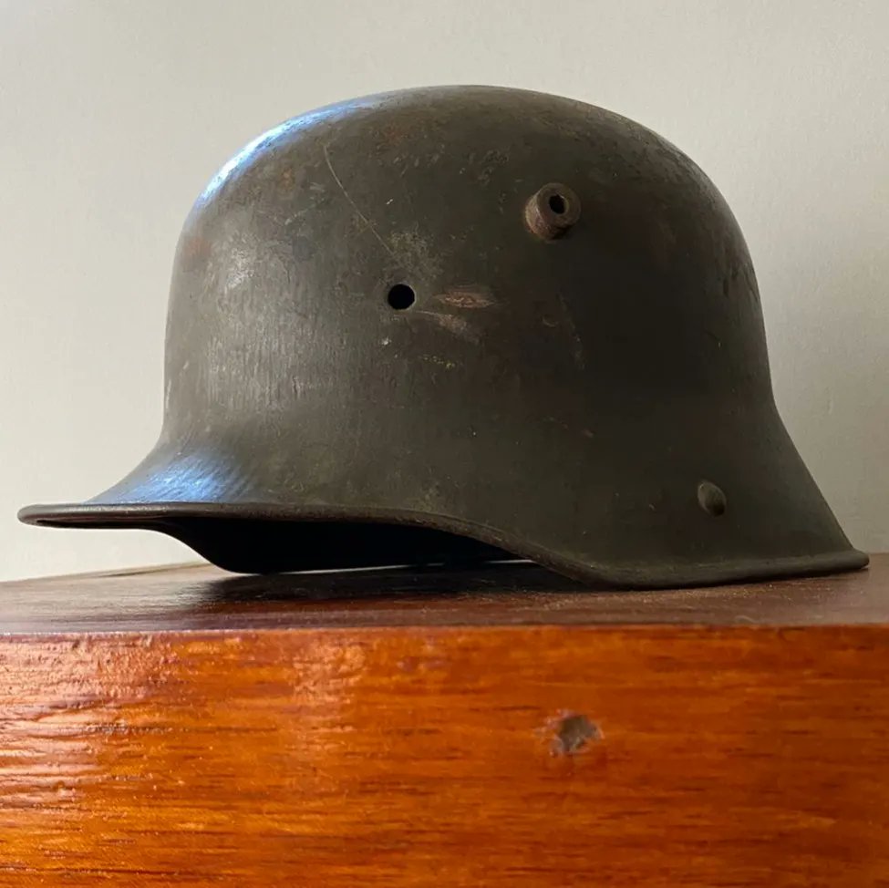 New in the collection, beautiful M16 stahlhelm shell, Marking TJ66, that means it was made by Thiel und Soehne Lübeck, size 66. #ww1 #history #helmet