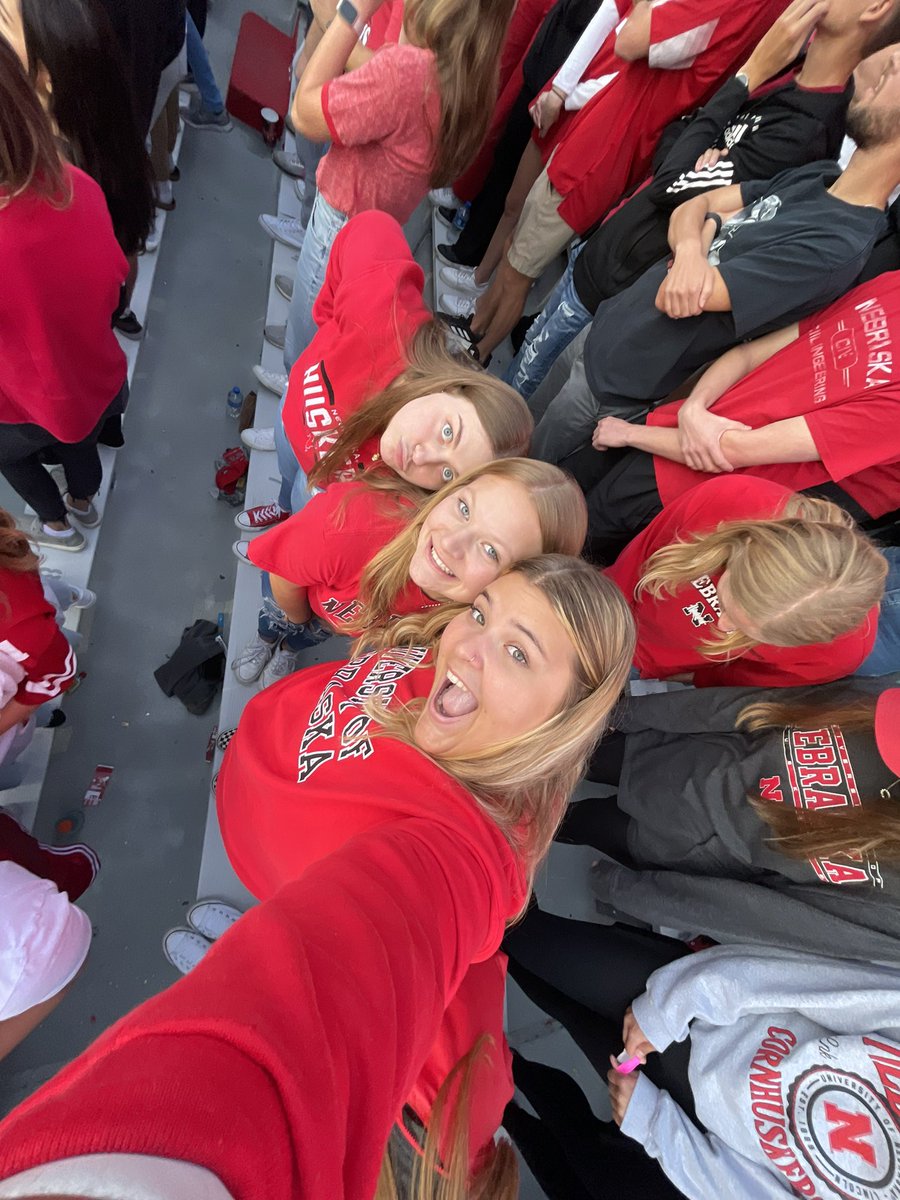 mackenzikay's tweet photo. #huskers https://t.co/XoCmFaAnPb