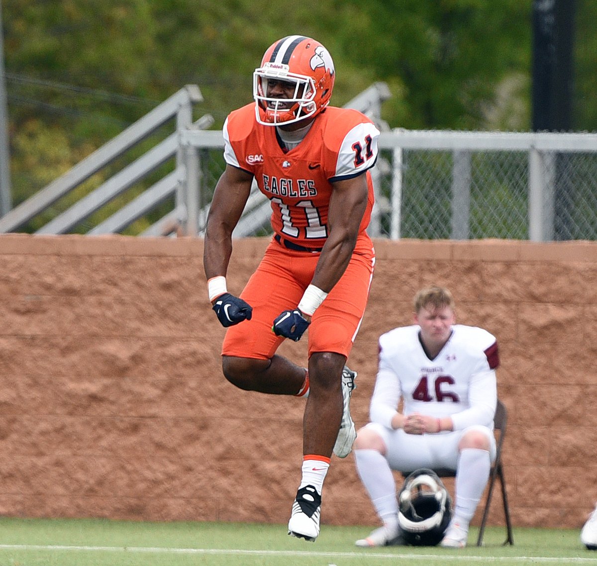 A suffocating 2nd half defensive effort carries <a href="/cnfootball/">Carson-Newman Football</a> to a home-opening win over Franklin Pierce.  

7️⃣ different receivers caught passes led by <a href="/westfieldb15/">Braxton Westfield</a>'s 6️⃣ for 7️⃣9️⃣

<a href="/Ivan_corbin1/">Ivan Corbin Jr</a> &amp; <a href="/ty_str88/">Tyree Nelson</a> found the end zone for the first time for C-N

📋 bit.ly/3dbHC6O