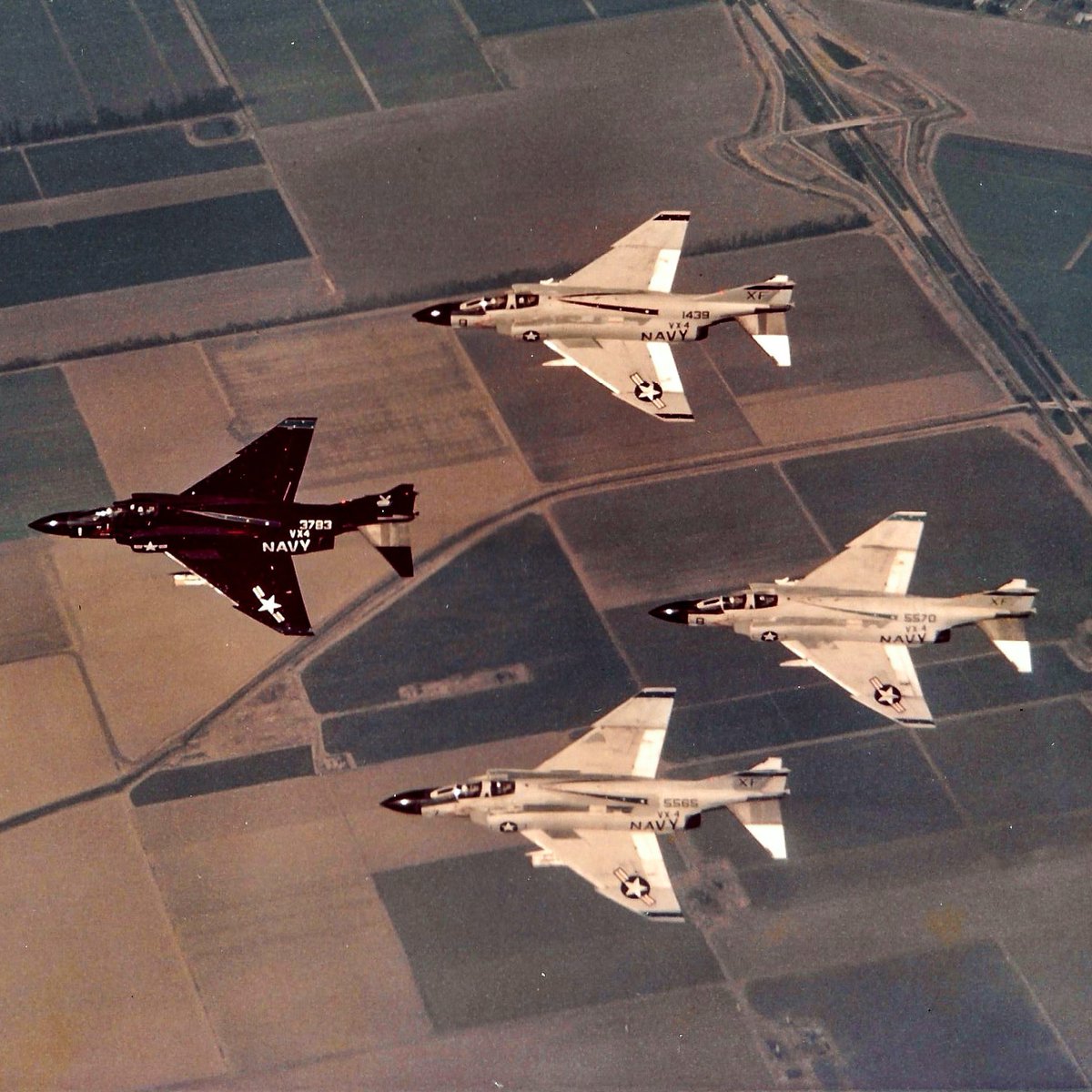 j-j-on-twitter-vx-4-air-test-and-evaluation-squadron-four-f-4