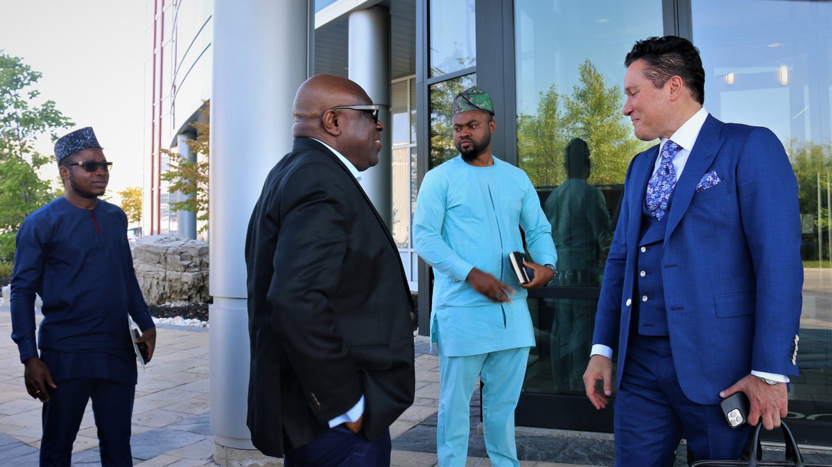 NigHighCommCan's tweet photo. Apollo is a premium developer of private label Health and Beauty care products, offering complete product categories. The Apollo team, led by the Co-CEO, Charles Wachsberg, received the delegation at the Apollo building in Toronto. https://t.co/vNtDhqzAqG