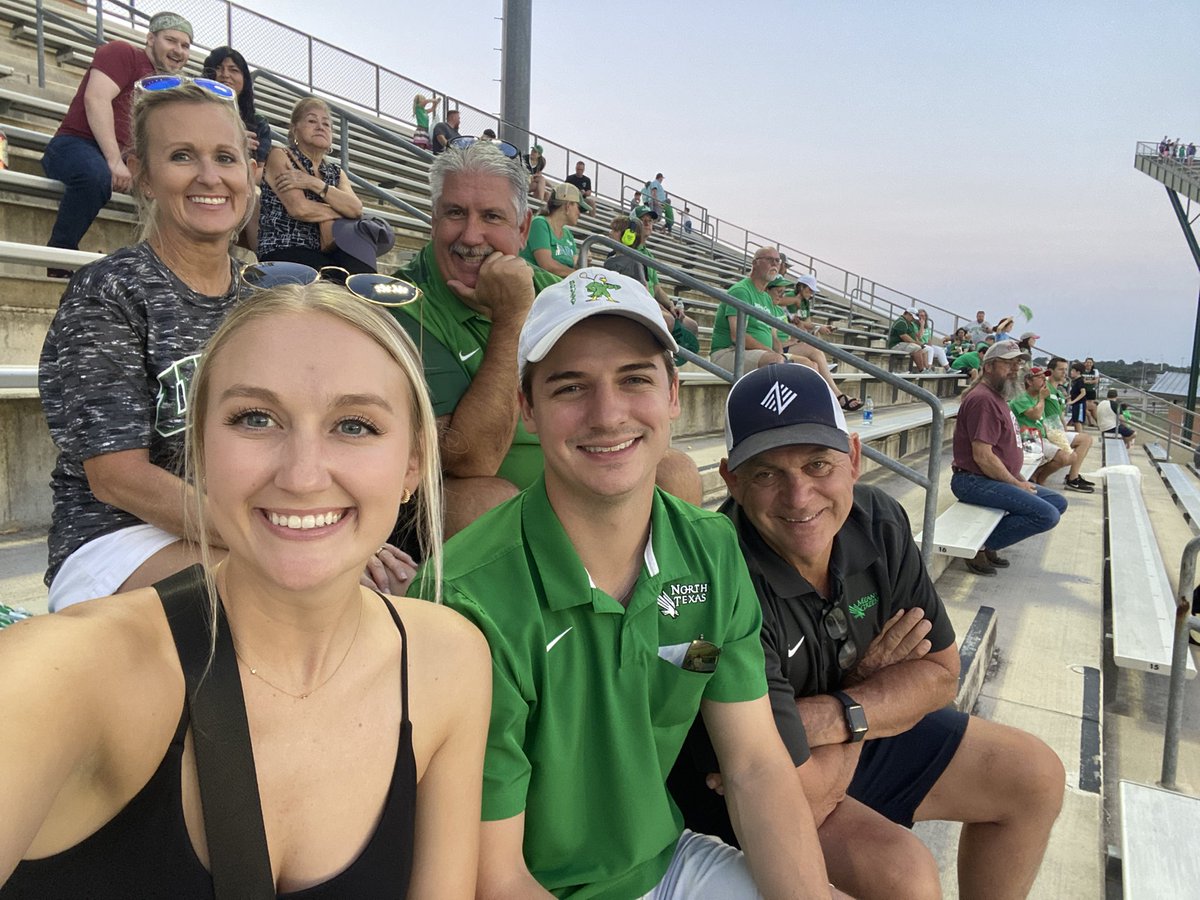 embaker96's tweet photo. Let’s Go Mean Green #GMG https://t.co/tXAAJ6ee1d