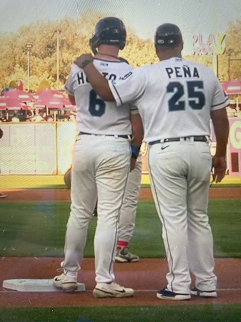 DNO_finalfinal's tweet photo. @cuban2727 @tigers @wmwhitecaps Congrats Skip! https://t.co/ZyxICrIQbr