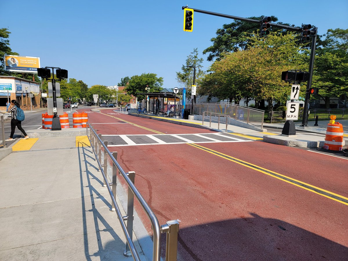 jahorne's tweet photo. We then made our way to the fantastic center running bus lanes on Columbus Ave. These a high quality example of priority bus infrastructure that speeds up local service and gives dignity to bus riders with better stop amenities. https://t.co/llcUFc183S