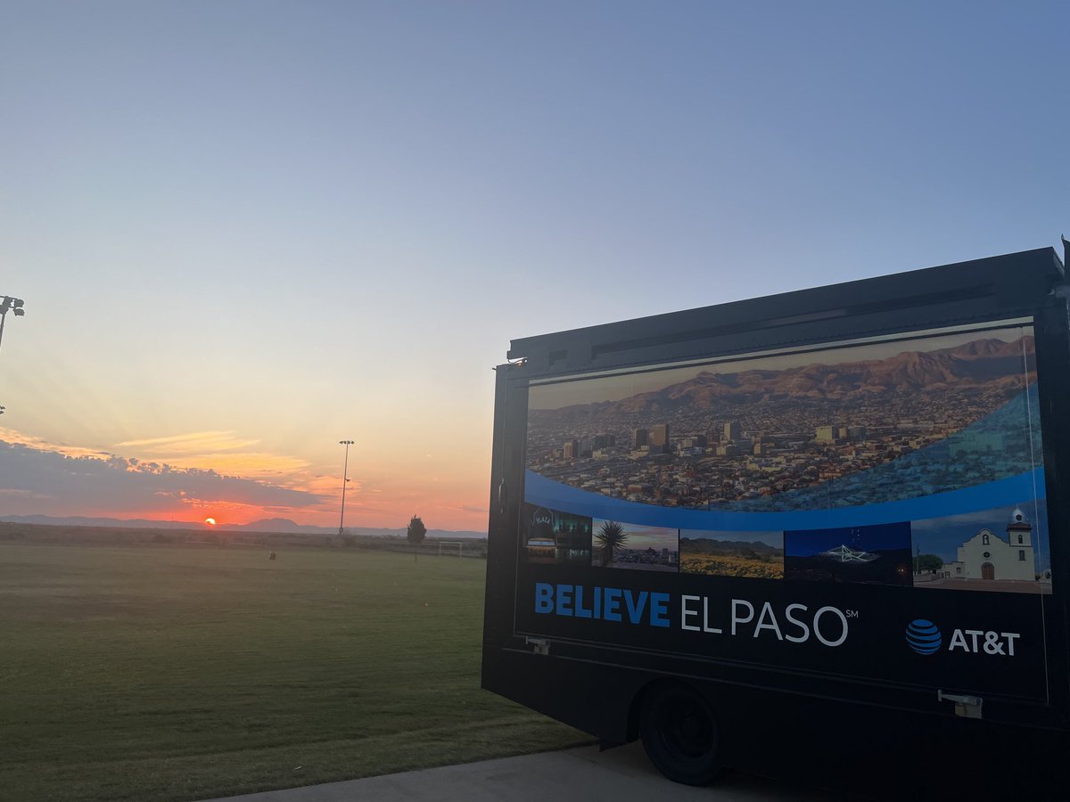 Great days start with amazing sunrises! ☀️ sleeping is overrated! ⁦@EPTXMarket⁩ ⁦@NtxFiberteam⁩ ⁦<a href="/Liz_Arch1/">Liz Archuleta</a>⁩ ⁦<a href="/ManuelEscoEsco1/">Manuel Escobedo</a>⁩ ⁦@leezarubio⁩ ⁦<a href="/ATT/">AT&T</a>⁩