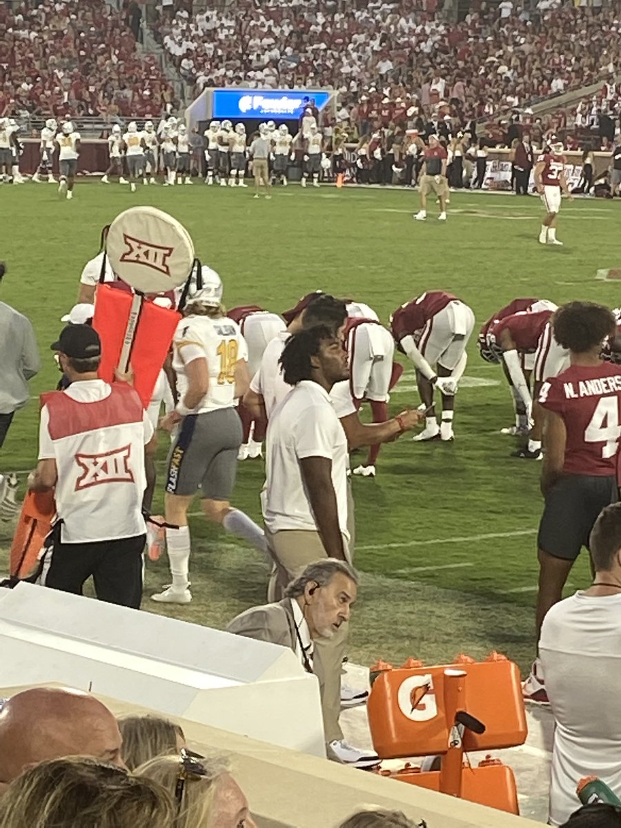 IJ15's tweet photo. Only reason to be here cheering #BoomerSooner #IrishDNA 

Forever my boys!!! 

@brynden_walker @zach_schmit39 https://t.co/ium9JKvKsy