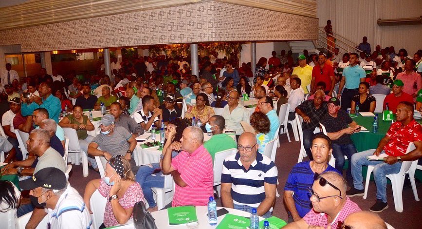 keylaReyna04's tweet photo. En el día de hoy directora digital de nuestro partido, el taller "Aprender Haciendo", a los dirigentes de los municipios de Jarabacoa, Constanza, la Vega y las provincias de Monseñor Nouel y Espaillat.

Seguimos avanzando en materia digital. 

#KeylaReyna🇩🇴  #FuerzaDelPueblo https://t.co/9xjNpwgL17