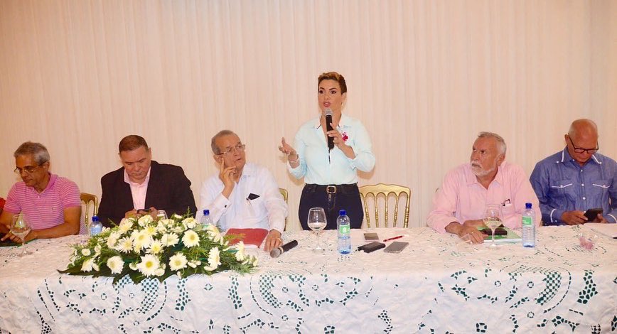 keylaReyna04's tweet photo. En el día de hoy directora digital de nuestro partido, el taller "Aprender Haciendo", a los dirigentes de los municipios de Jarabacoa, Constanza, la Vega y las provincias de Monseñor Nouel y Espaillat.

Seguimos avanzando en materia digital. 

#KeylaReyna🇩🇴  #FuerzaDelPueblo https://t.co/9xjNpwgL17