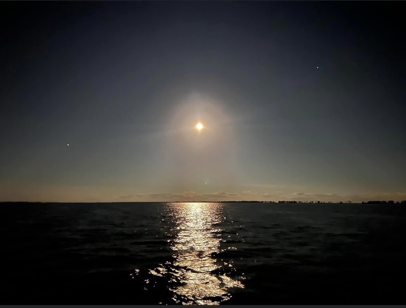 MJRRidge's tweet photo. Jupiter, Moon, Virgo.
h/t ocm
#innerbay
#Lakeerie
#ontario
#longpoint https://t.co/B8CMELsX4U