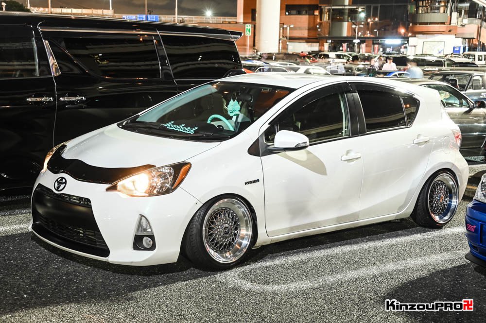Y_kaikai813's tweet photo. きんぞうプロさんありがとうございます!
#kinzoupro
#大黒pa
#大黒パーキング
#nhp10
#Priusc https://t.co/iBcerLwvmV