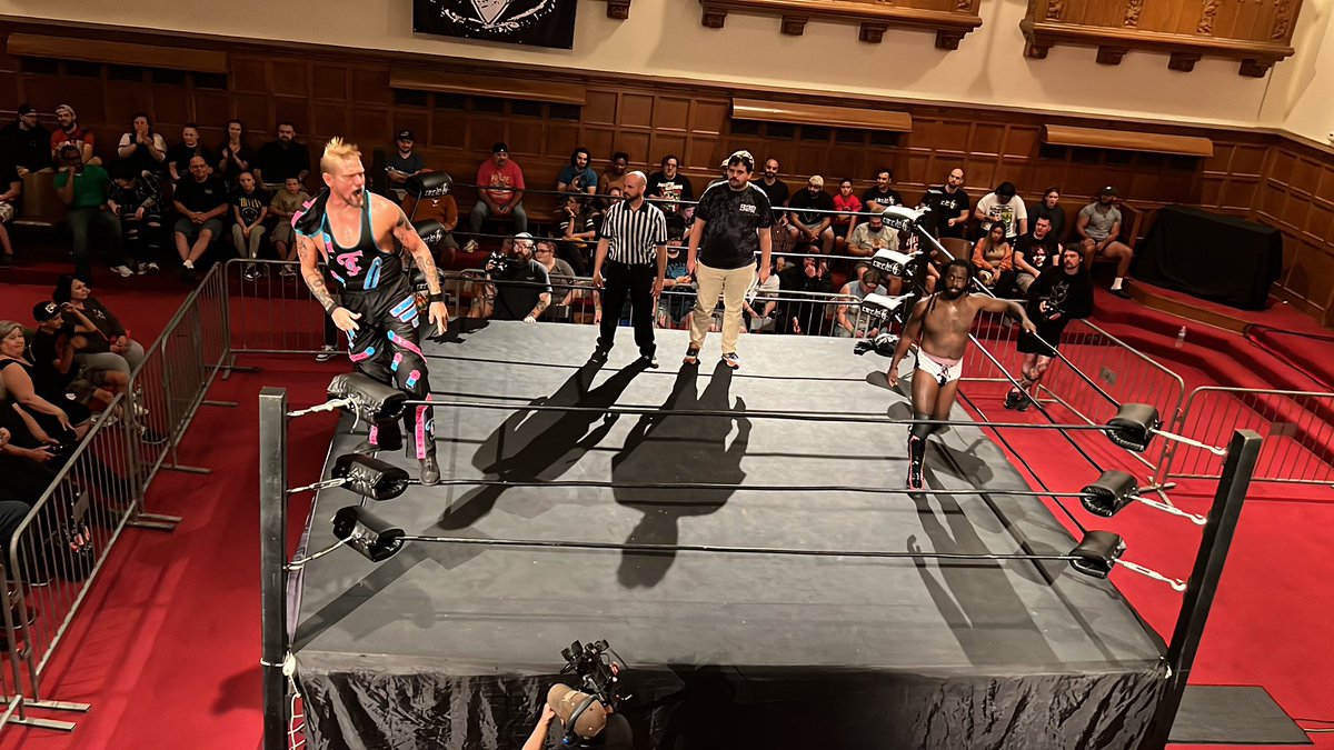 TheJakeCrist's tweet photo. On 9/10/2022 I had my favorite match of my career! Thank you @GottaGetSwann and @Circle6_co
#C6GetHome https://t.co/I16hv4HR4O