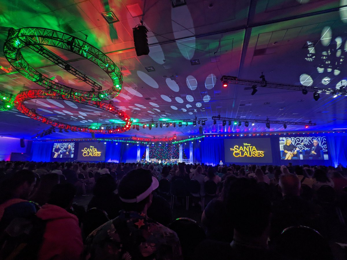 SequelRights's tweet photo. The Santa Clauses panel at #D23Expo. Tim Allen is obsessed with mythology and keeps mentioning Marvel. https://t.co/CAz9QIbyuo
