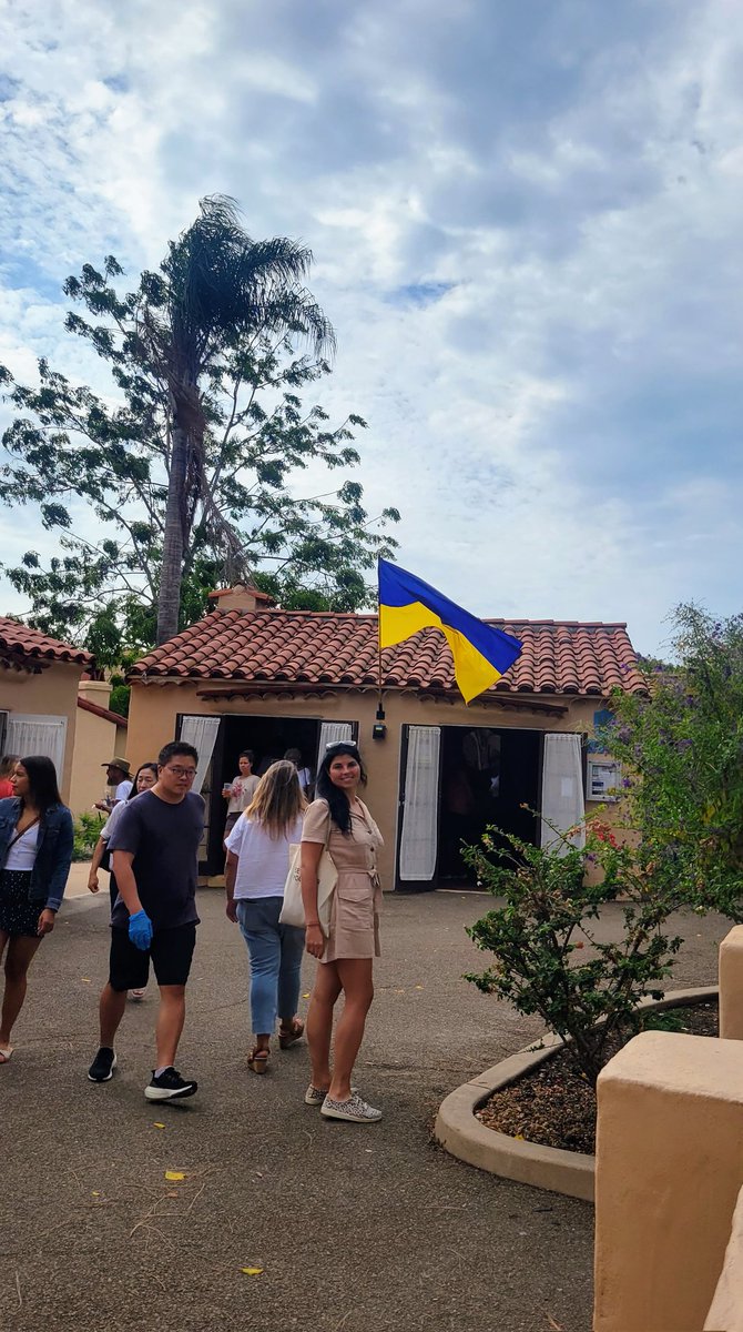 sabrina_zeidan's tweet photo. At #HouseOfUkraine in San Diego today.
#StandWithUkraine️ gathering is every Saturday, at 4PM. https://t.co/2wdqtUxuUS