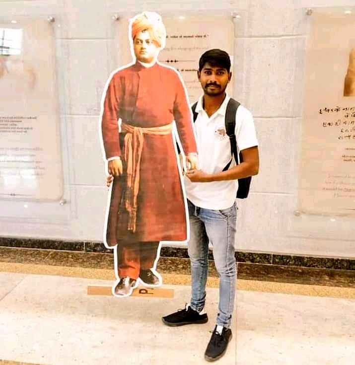 jdchauhanbjp's tweet photo. शिकागो में स्वामी विवेकानंद जी के ऐतिहासिक भाषण की आज 129वीं वर्षगांठ है। उनका यह भाषण दुनिया को भारत की संस्कृति का दर्शन कराता है। यह हर भारतीय के लिए प्रेरणा का स्रोत है। 'दिग्व��जय दिवस' पर स्वामी विवेकानंद जी को कोटि-कोटि नमन।

#DigvijayDiwas https://t.co/r4CJHx8ilY