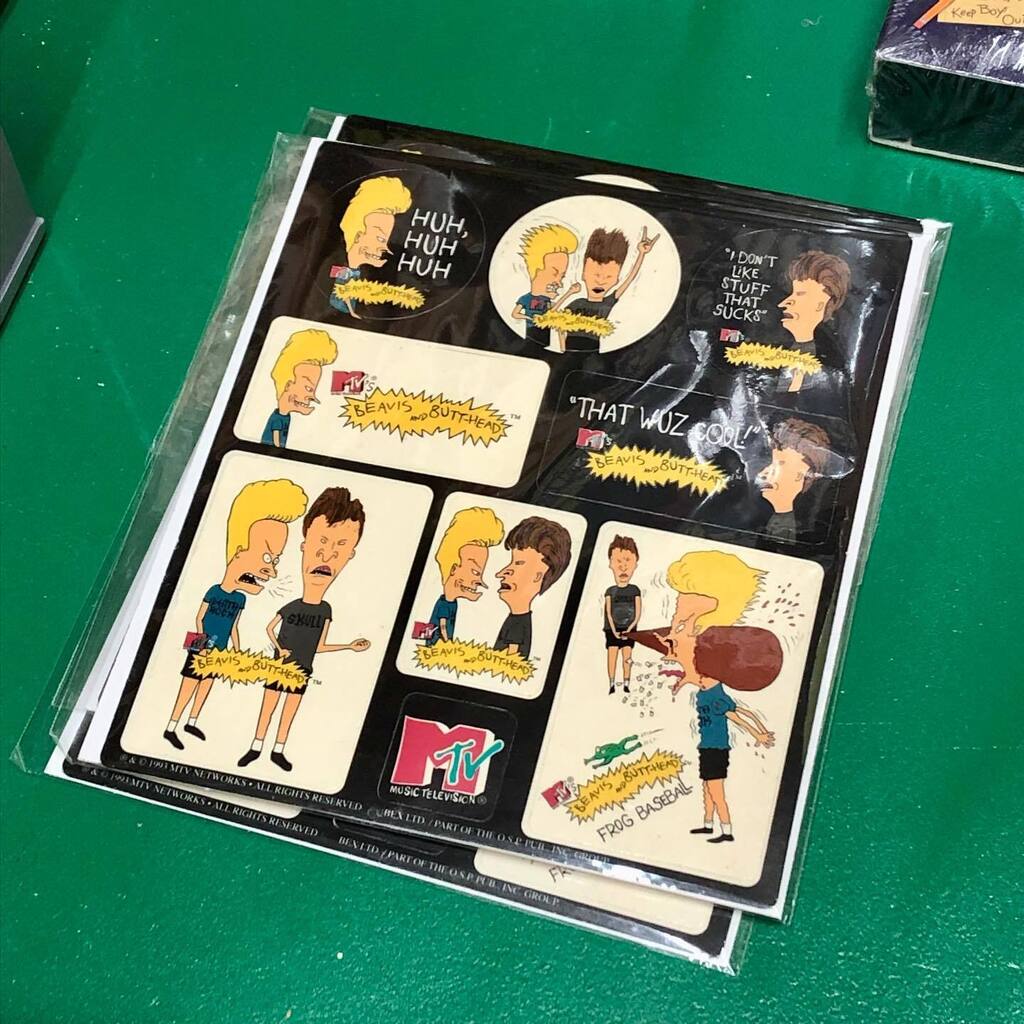 HistoryHoarder's tweet photo. 1991 Beavis &amp; Butthead card stock punch-outs not in the booth. $3 https://t.co/slg3b7NN7L https://t.co/pxVHuHo8x1