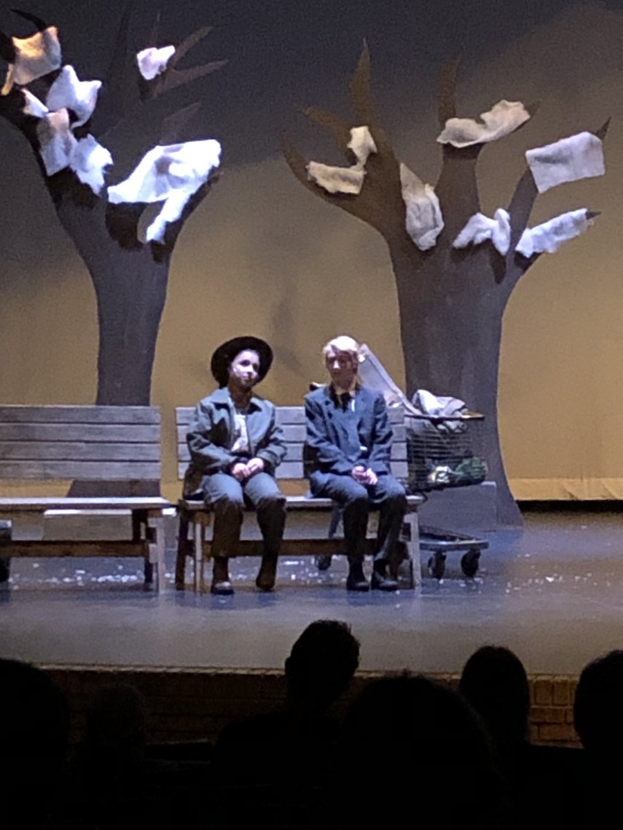 NNHSposey's tweet photo. Amazing freshman/sophomore talent in the NNHS play Bethel Park Falls tonight!!!  #Driventoperform https://t.co/7TsZc40GcR
